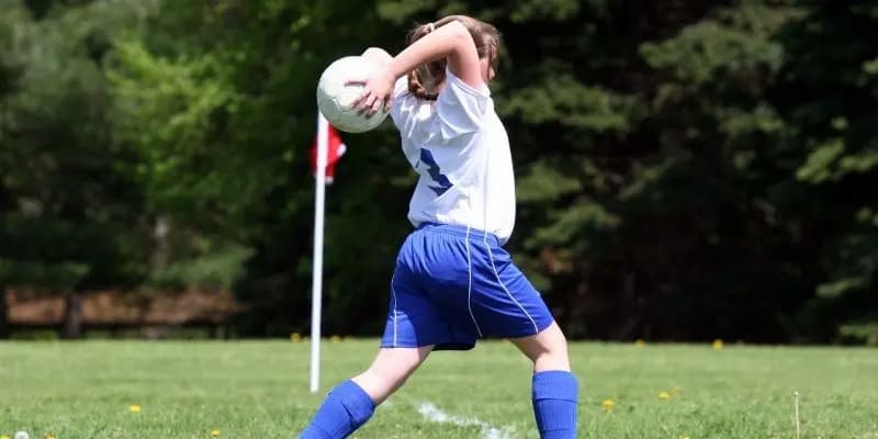 Chiến lược chơi kèo ném biên hiệu quả